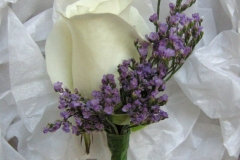 Buttonhole-rose-lilac-white