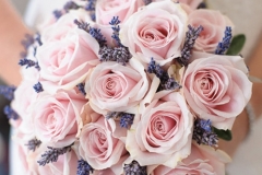 bridal-bouquet-roses-lavender