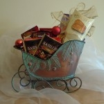 Green-metal-sleigh-gift-basket