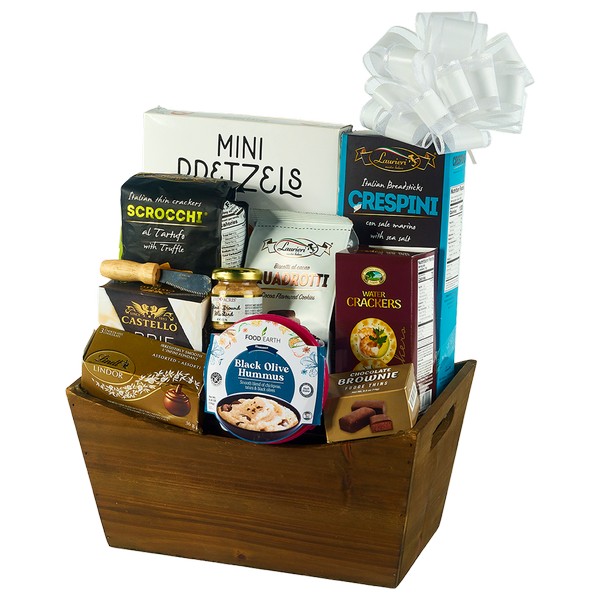 Gourmet deluxe gift basket