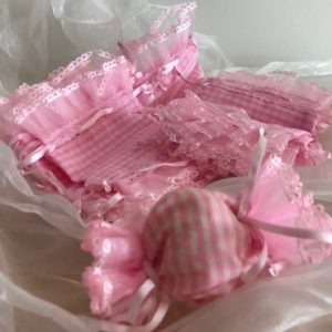 Pink bonbonniere baby confetti