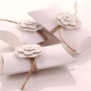 Pillow box with love letter